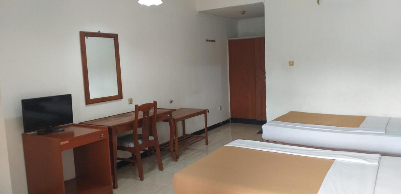 Intan Hotel Purwakarta Exteriér fotografie