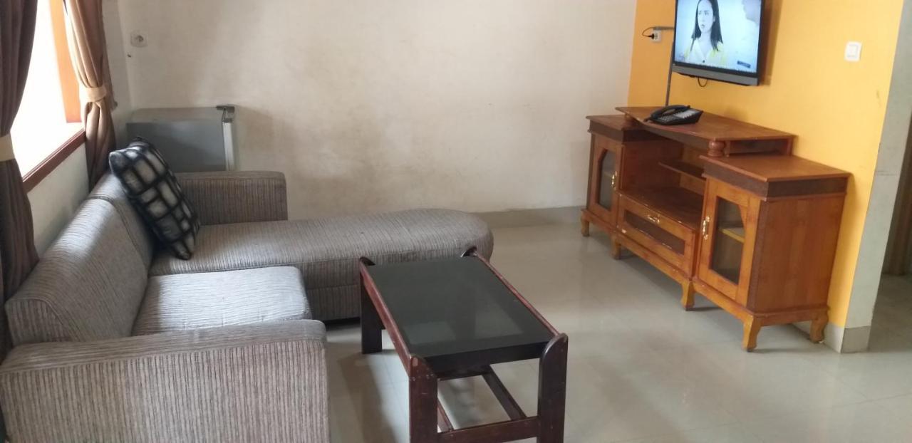 Intan Hotel Purwakarta Exteriér fotografie