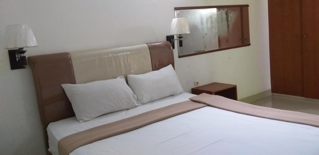 Intan Hotel Purwakarta Exteriér fotografie