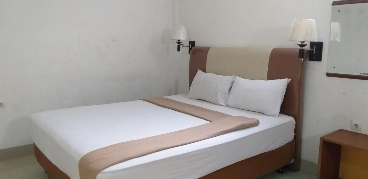 Intan Hotel Purwakarta Exteriér fotografie
