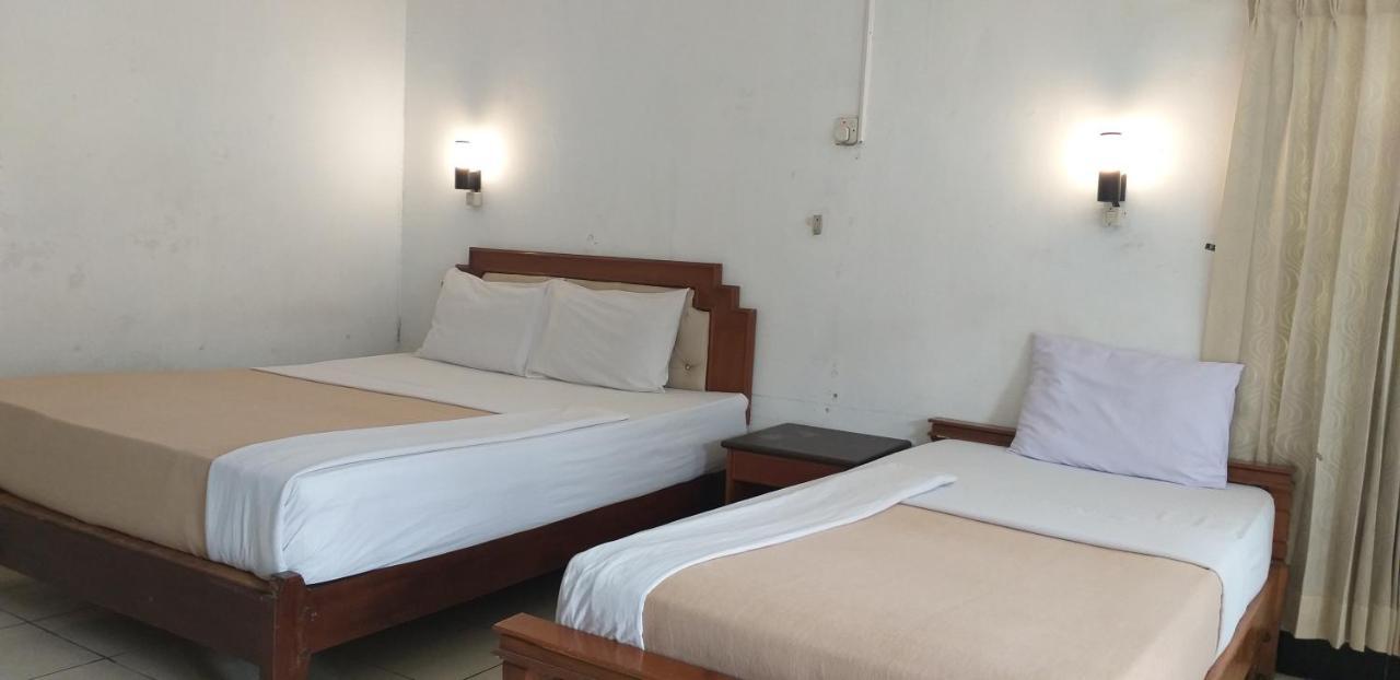 Intan Hotel Purwakarta Exteriér fotografie