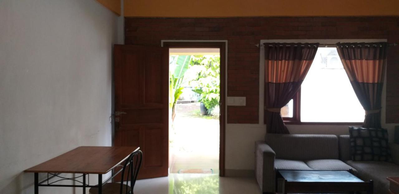 Intan Hotel Purwakarta Exteriér fotografie