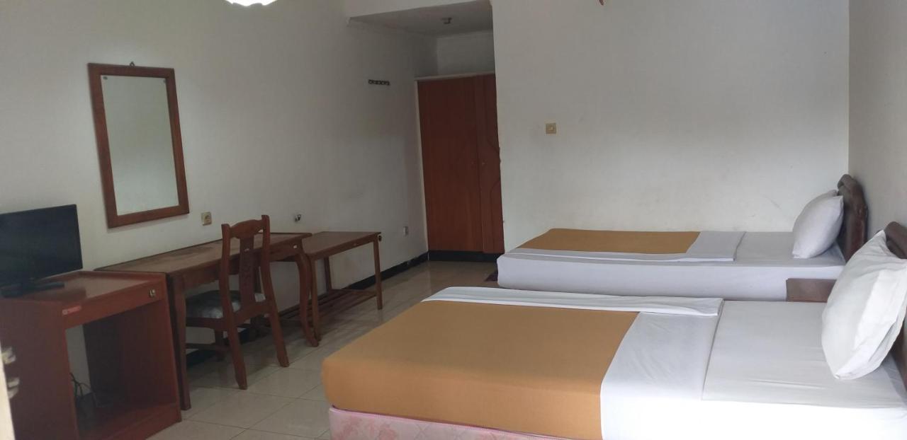 Intan Hotel Purwakarta Exteriér fotografie