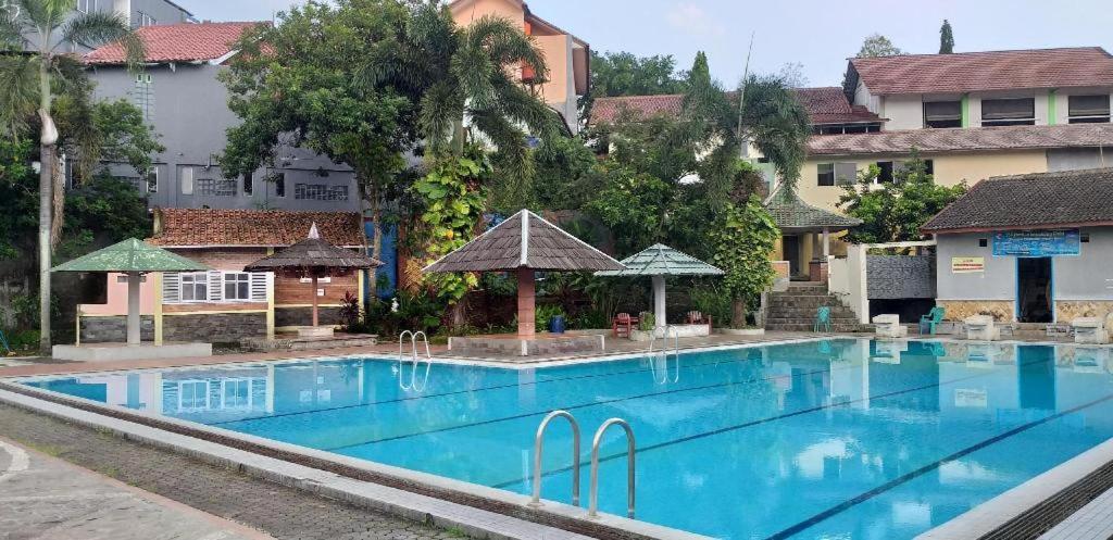Intan Hotel Purwakarta Exteriér fotografie