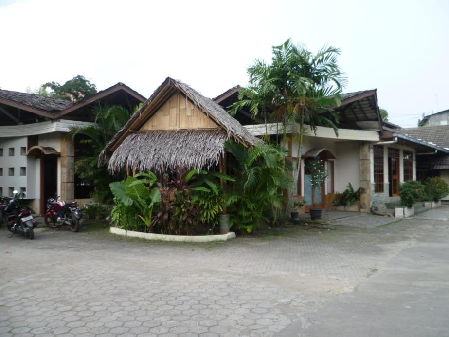 Intan Hotel Purwakarta Exteriér fotografie